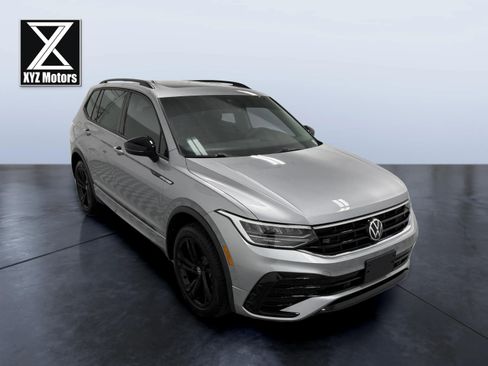 Used 2024 Volkswagen Tiguan SE R-Line image 7