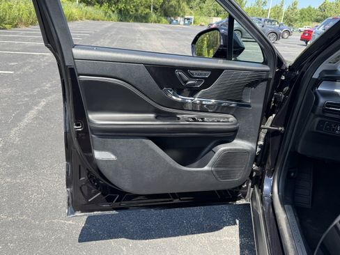 Used 2020 Lincoln Corsair FWD w/ Equipment Group 101A image 20