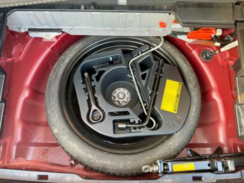 Used 2012 Lexus CT 200h Premium image 21