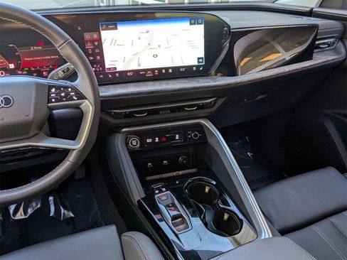 Used 2025 Audi Q5 Premium Plus w/ Premium Plus image 9