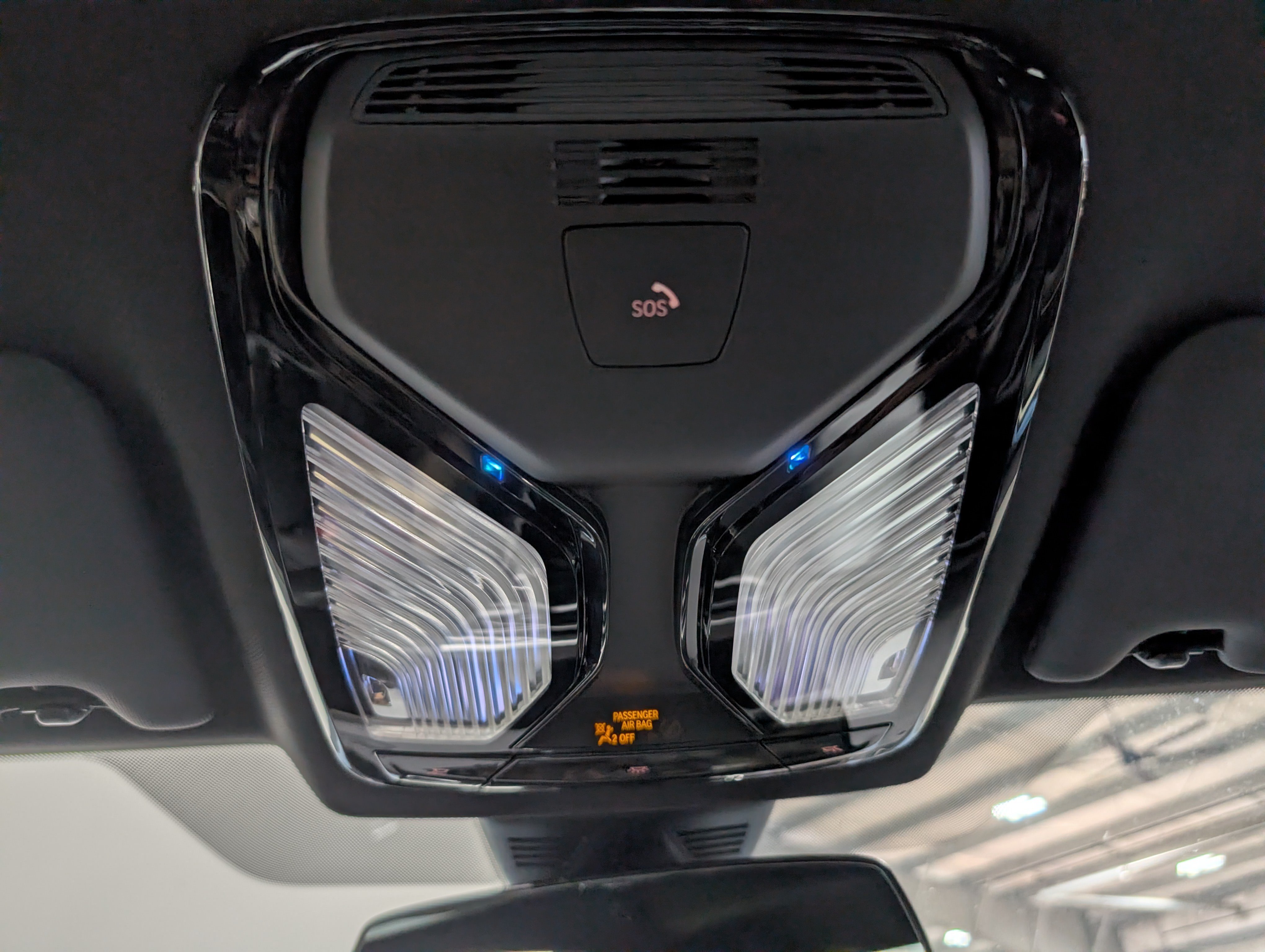 Used 2023 BMW M2 w/ Lighting Package RWD image 25