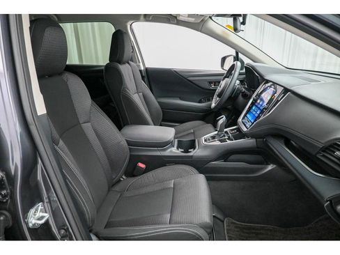 Used 2023 Subaru Outback Premium image 15