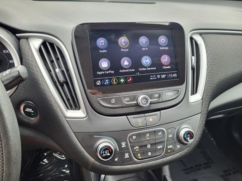 Used 2025 Chevrolet Malibu LT image 18