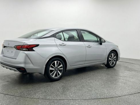 Used 2025 Nissan Versa SV FWD image 9
