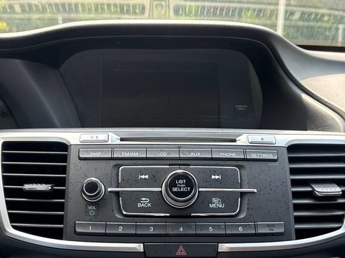 Used 2014 Honda Accord Sport image 25