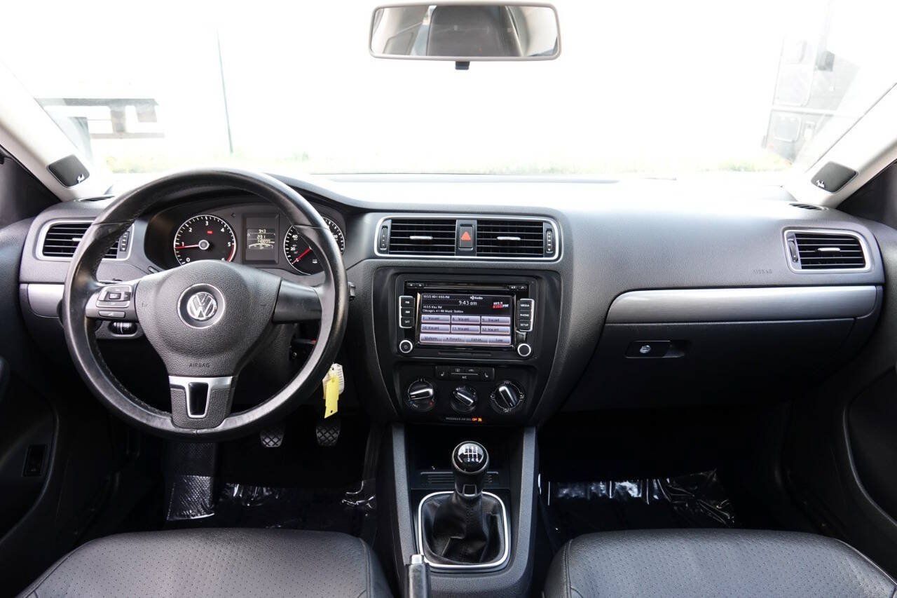 Used 2014 Volkswagen Jetta TDI FWD image 64