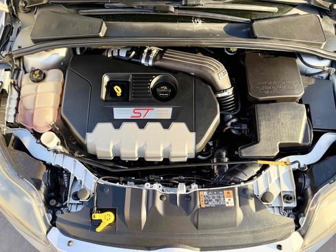 Used 2014 Ford Focus ST w/ Equipment Group 202A FWD image 33