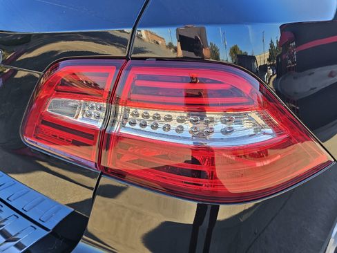 Used 2014 Mercedes-Benz ML 350 2WD w/ Premium 1 Package image 9