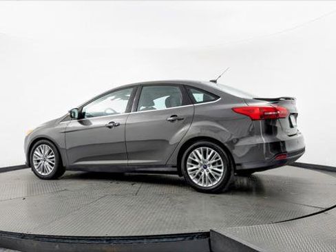 Used 2016 Ford Focus Titanium w/ Titanium Technology Package image 6