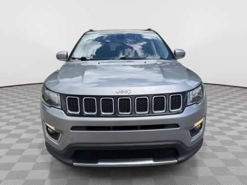 Used 2019 Jeep Compass Limited AWD/4WD image 2