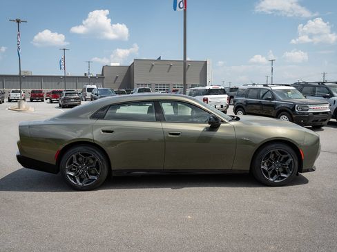New 2026 Dodge Charger GT w/ Blacktop Package AWD/4WD image 11
