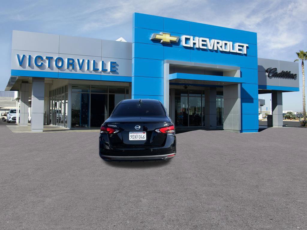 Used 2022 Nissan Versa SV w/ Trunk Package FWD image 7