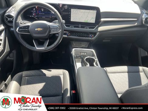 Certified 2025 Chevrolet Equinox LT w/ Convenience Package II AWD/4WD image 15
