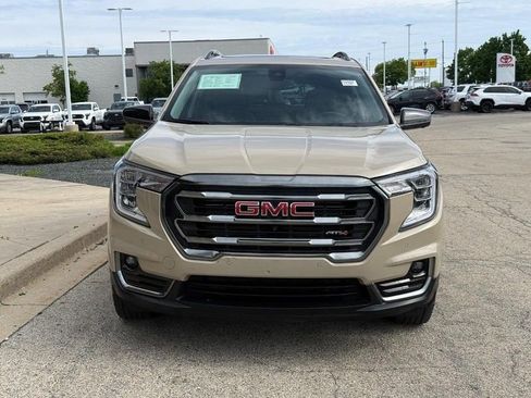 Used 2023 GMC Terrain AT4 w/ Tech Package AWD/4WD image 8