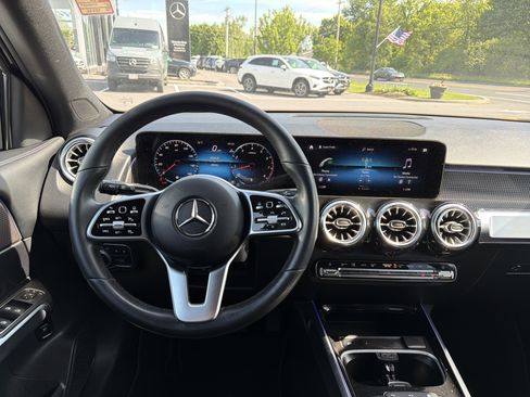 Certified 2023 Mercedes-Benz GLB 250 4MATIC image 12