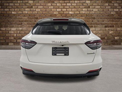 Used 2022 Maserati Levante Modena AWD/4WD image 4