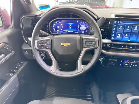 Certified 2025 Chevrolet Silverado 1500 LT image 8