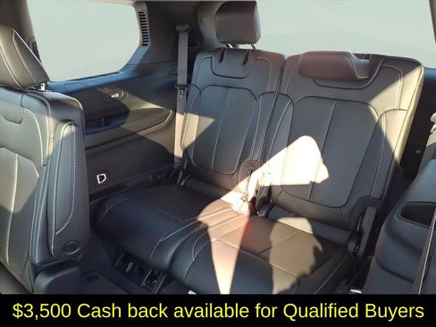 New 2025 Jeep Grand Cherokee L Limited w/ MOPAR Finishing Package image 12