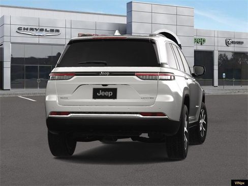 New 2025 Jeep Grand Cherokee Limited image 14