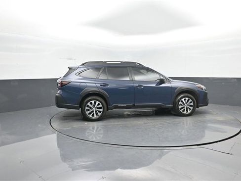 Used 2025 Subaru Outback w/ Popular Package #1A image 8