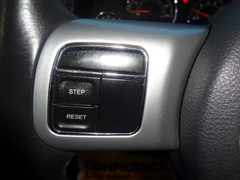 Used 2017 Jeep Compass Latitude image 17