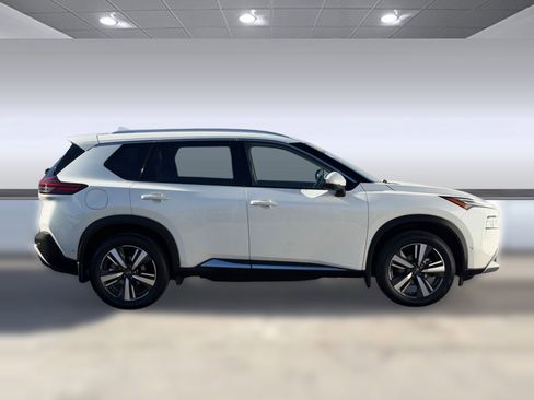 Used 2023 Nissan Rogue Platinum w/ Platinum Premium Package image 6