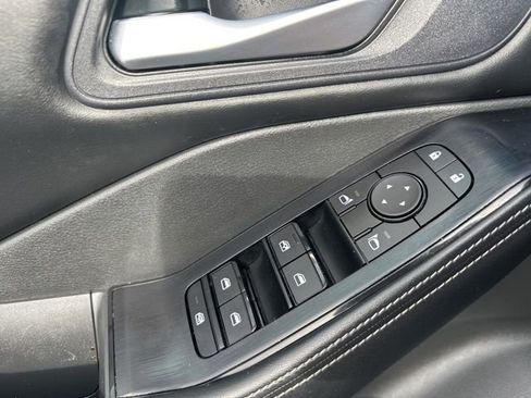 Used 2024 Nissan Rogue SV image 23