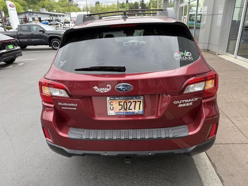 Used 2017 Subaru Outback 2.5i Limited AWD/4WD image 4