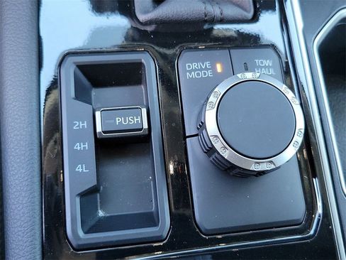 Used 2023 Toyota Tundra Limited w/ Power Package image 15