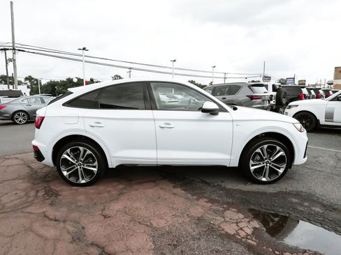Used 2023 Audi Q5 2.0T Prestige w/ Prestige Package AWD/4WD image 7