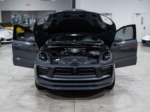 Used 2022 Porsche Macan GTS AWD/4WD image 44