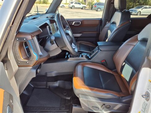 Used 2023 Ford Bronco Outer Banks image 25