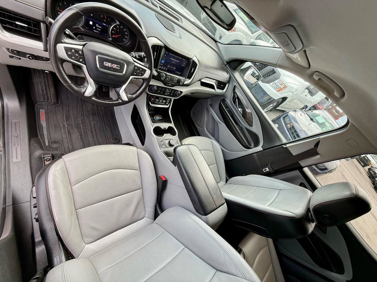 Used 2020 GMC Terrain SLT w/ Preferred Package FWD image 13