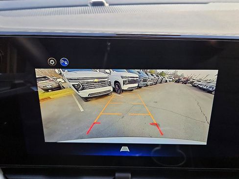 New 2026 Chevrolet Equinox LT image 18