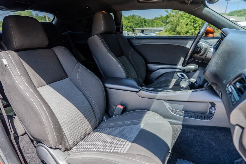 Used 2020 Dodge Challenger SXT w/ Blacktop Package RWD image 29