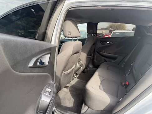 Used 2019 Chevrolet Malibu LT image 23