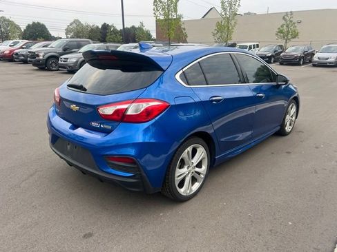 Used 2017 Chevrolet Cruze Premier FWD image 5