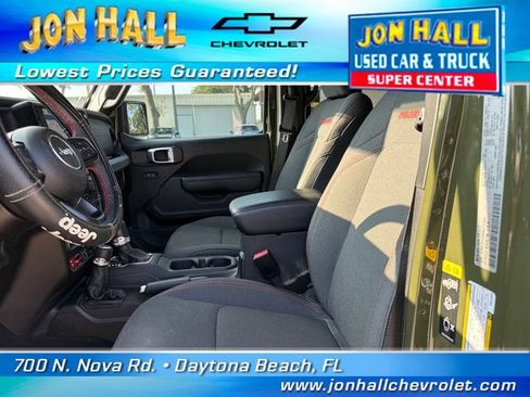 Used 2024 Jeep Wrangler Unlimited Rubicon w/ XTREMEE 35" Tire Package AWD/4WD image 14