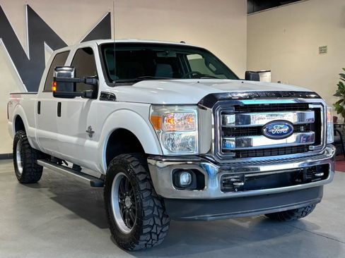 Used 2011 Ford F250 XLT w/ XLT Premium Pkg AWD/4WD image 2