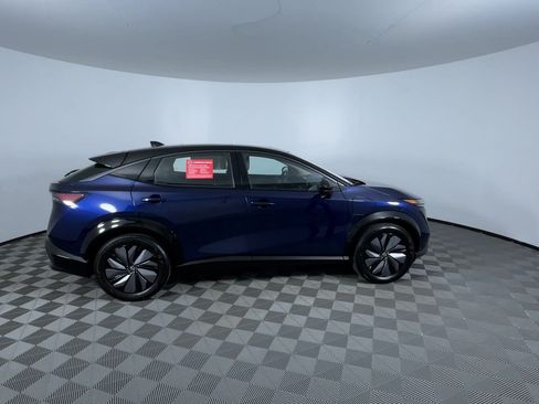 Certified 2024 Nissan Ariya AWD image 9