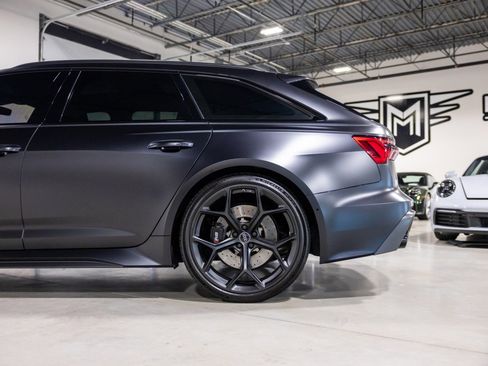 Used 2025 Audi RS 6 performance image 16