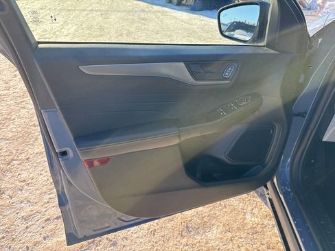 Certified 2025 Ford Escape Active image 24