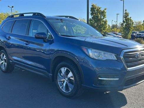 Used 2022 Subaru Ascent Premium w/ Convenience Package AWD/4WD image 4