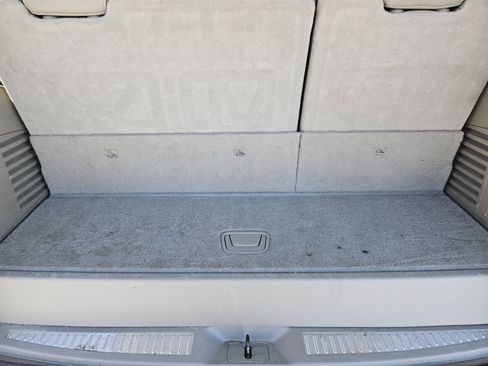 Used 2017 GMC Yukon SLT w/ Open Road Package image 35