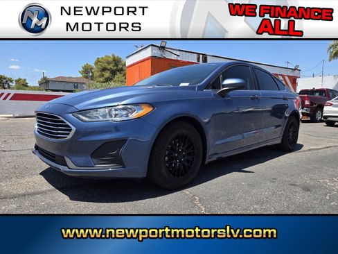 Used 2019 Ford Fusion S FWD image 1