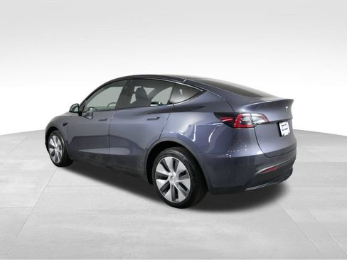 Used 2023 Tesla Model Y Long Range AWD/4WD image 8
