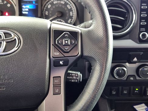 Used 2021 Toyota Tacoma TRD Off-Road image 20