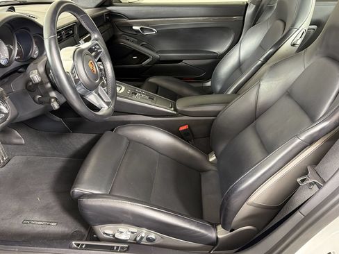Certified 2019 Porsche 911 Carrera 4S AWD/4WD image 5