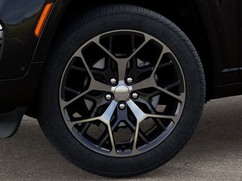 New 2025 Jeep Grand Cherokee Summit image 20