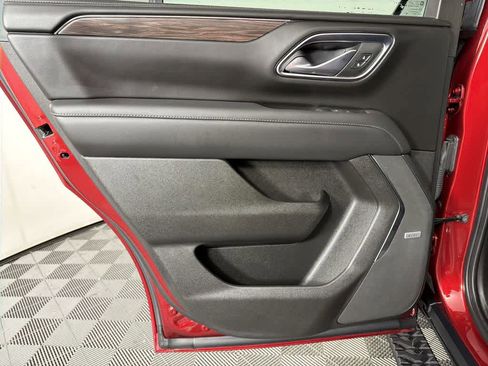 Used 2023 Chevrolet Tahoe Z71 w/ Luxury Package image 41